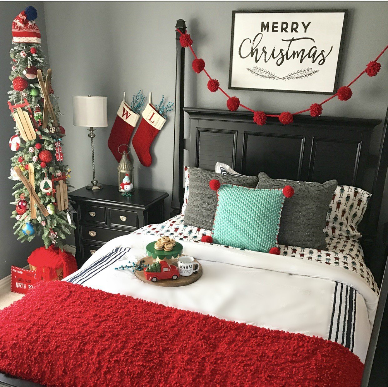 Boy S Christmas Bedroom Easy Christmas Touches