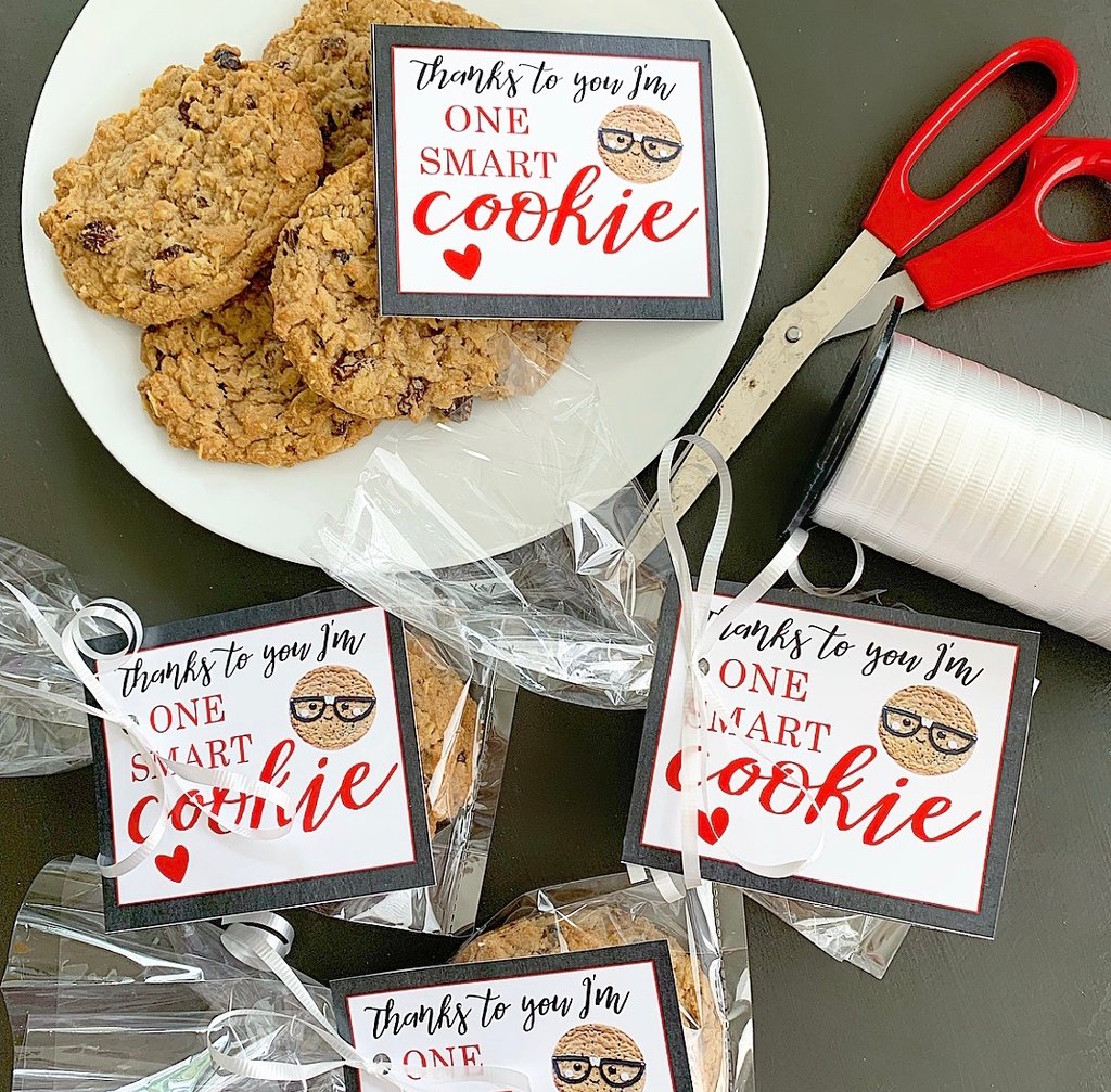 Baking Spirits Bright: Easy Gifts with FREE Printables - Crisp Collective