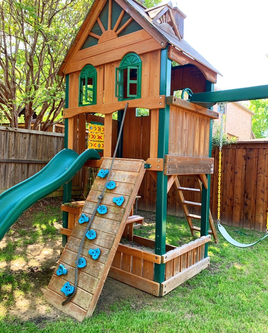 Outside on sale play sets